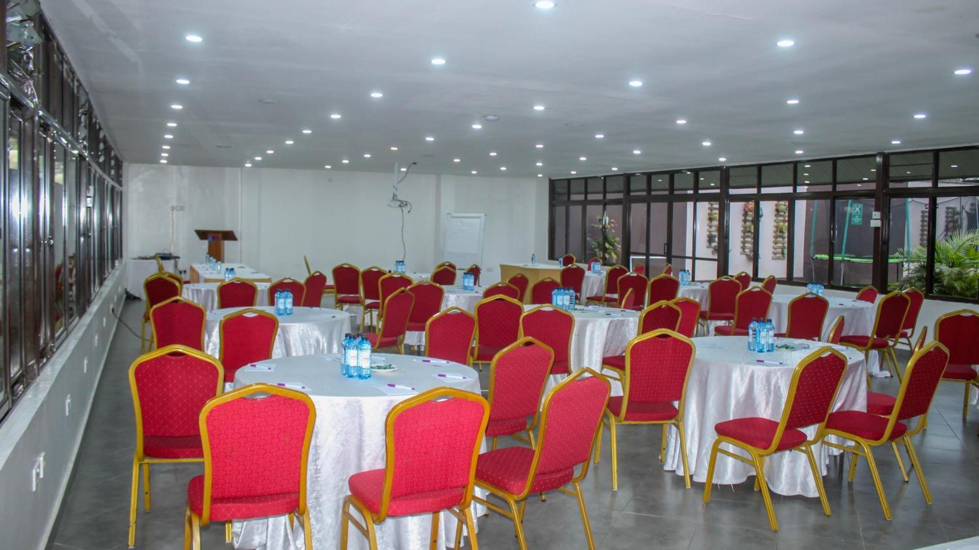 Mlolongo 67 Airport Hotel Nairobi מראה חיצוני תמונה