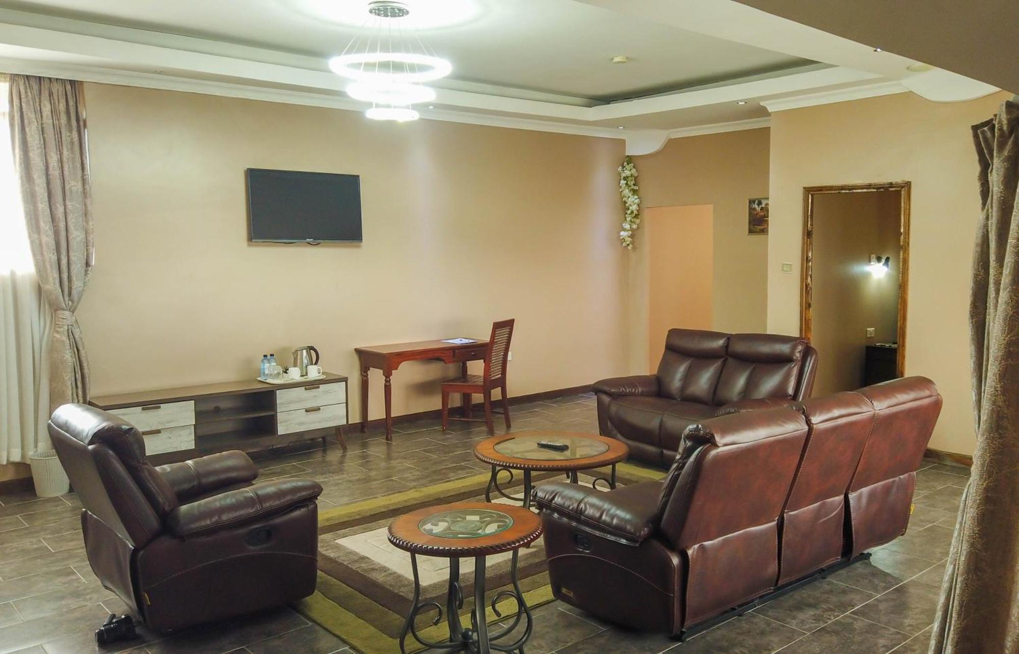 Mlolongo 67 Airport Hotel Nairobi מראה חיצוני תמונה