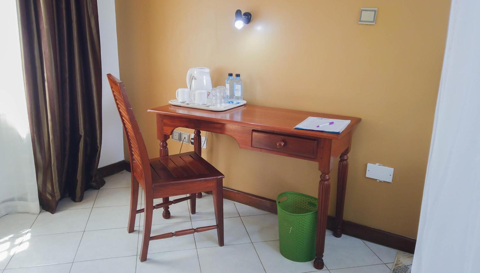 Mlolongo 67 Airport Hotel Nairobi מראה חיצוני תמונה