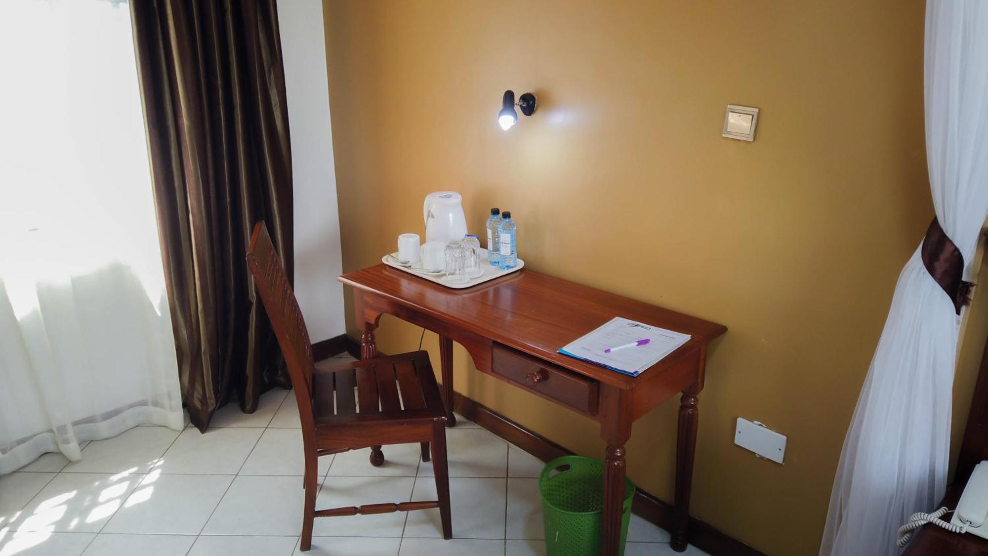 Mlolongo 67 Airport Hotel Nairobi מראה חיצוני תמונה